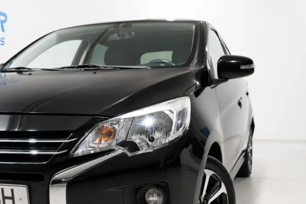 Mitsubishi Space Star 1.2 Intense 4