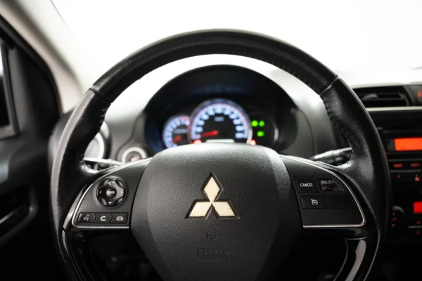 Mitsubishi Space Star 1.2 Intense 10