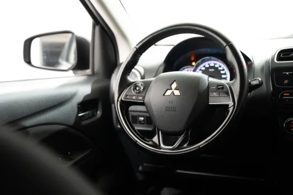 Mitsubishi Space Star 1.2 Intense 21