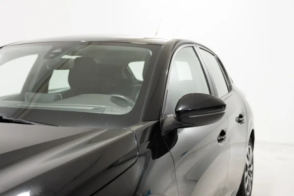 Peugeot 208 1.2 PureTech Active 5