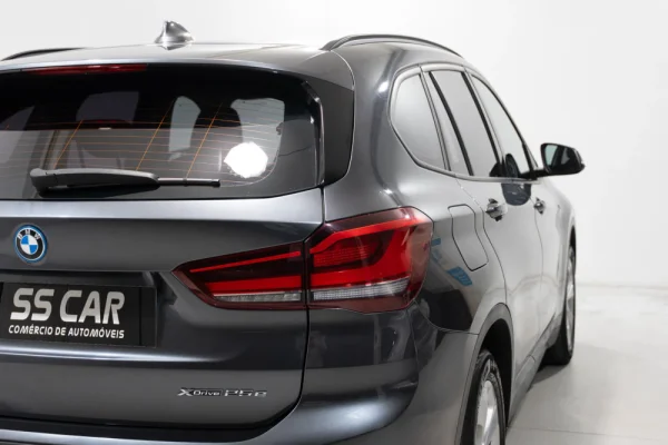 BMW X1 25 e xDrive Corporate Edition 7