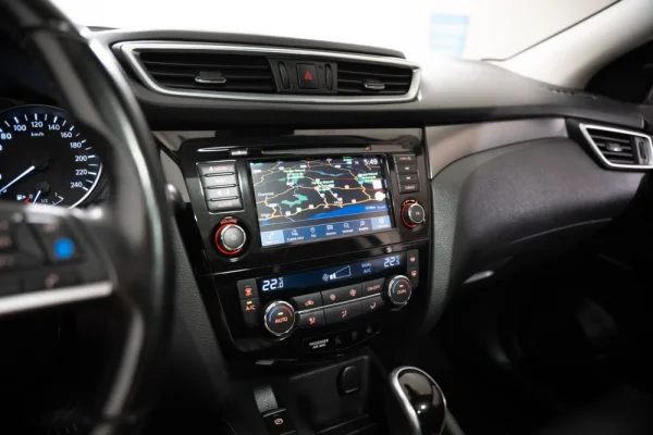 Nissan Qashqai 1.3 DIG-T Tekna DCT 18