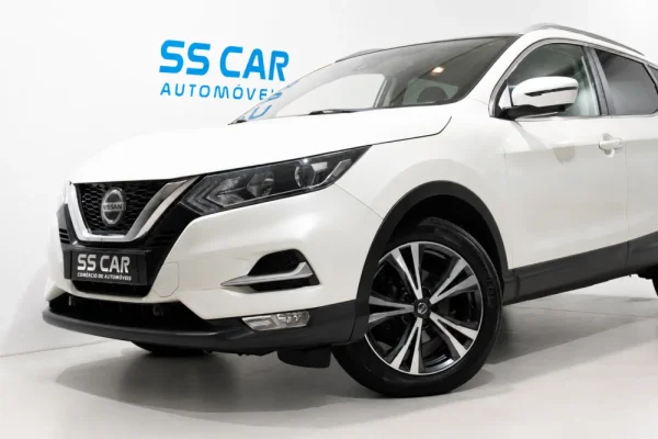 Nissan Qashqai 1.2 DIG-T N-Connecta 2