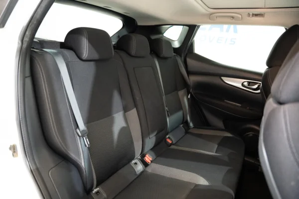 Nissan Qashqai 1.2 DIG-T N-Connecta 25