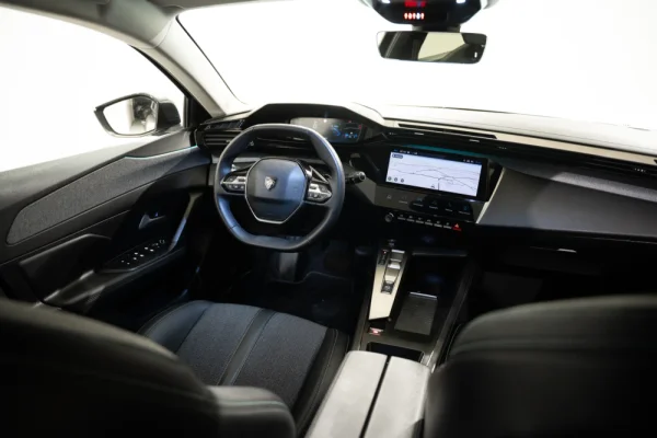 Peugeot 308 1.2 PureTech Allure Pack EAT8 9