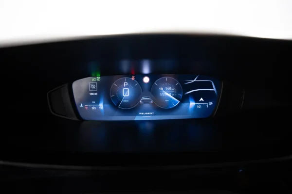 Peugeot 308 1.2 PureTech Allure Pack EAT8 31