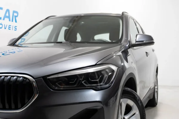 BMW X1 25 e xDrive Corporate Edition 4