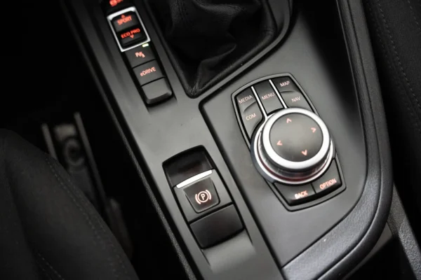 BMW X1 25 e xDrive Corporate Edition 23