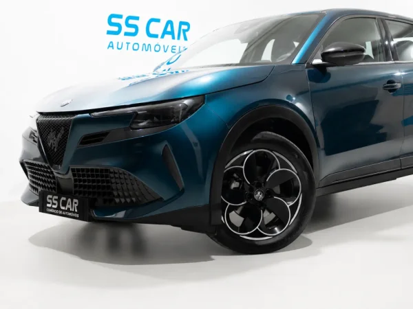 Alfa Romeo Junior 54 kWh Intensa 2
