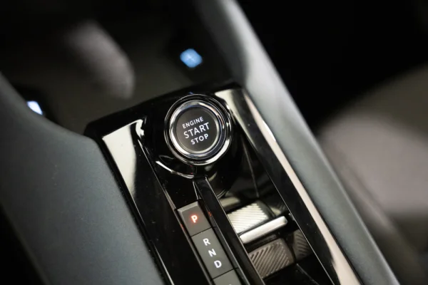Alfa Romeo Junior 54 kWh Intensa 20