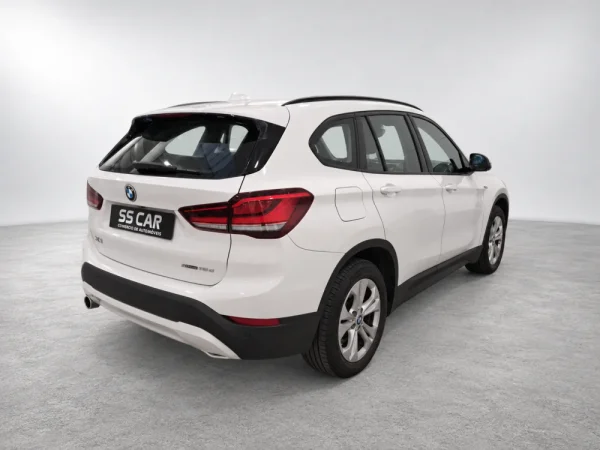 BMW X1 25 e xDrive Corporate Edition 2