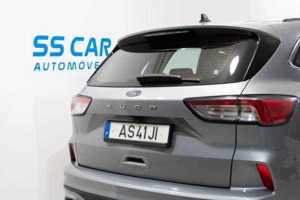 Ford Kuga 1.5 EcoBoost ST-Line 8