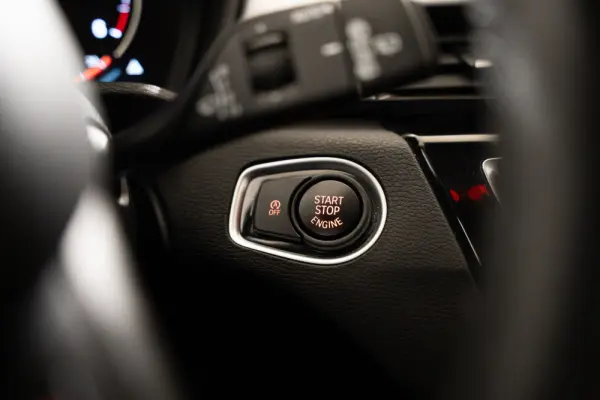 BMW X1 18 d sDrive Advantage 16
