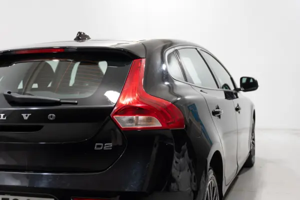 Volvo V40 2.0 D2 Momentum Geartronic 6