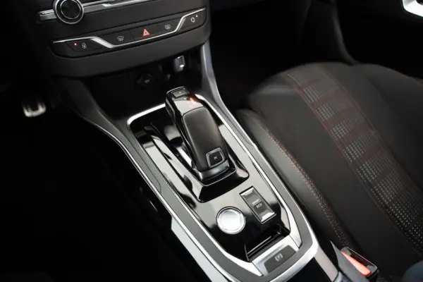 Peugeot 308 SW 1.2 PureTech GT Line 25