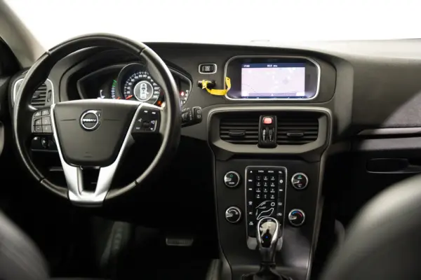 Volvo V40 2.0 D2 Momentum Geartronic 10