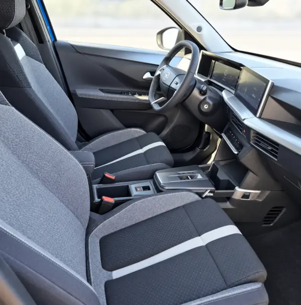 Opel Frontera 44 kWh GS 6
