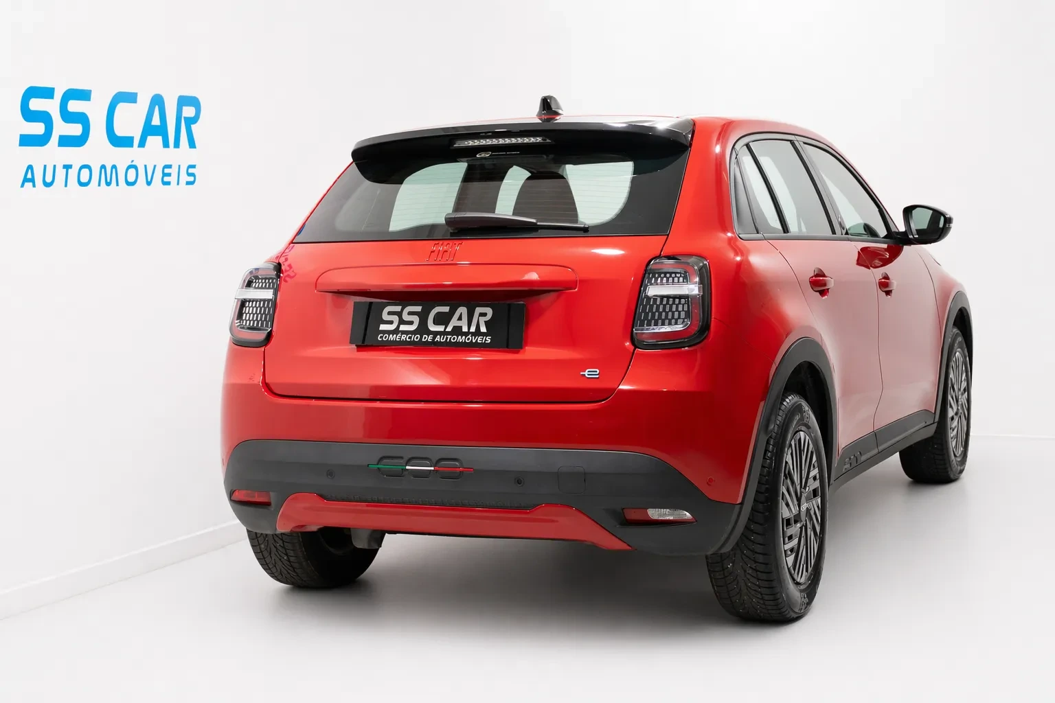 Fiat 600e 54 kWh (RED) 3