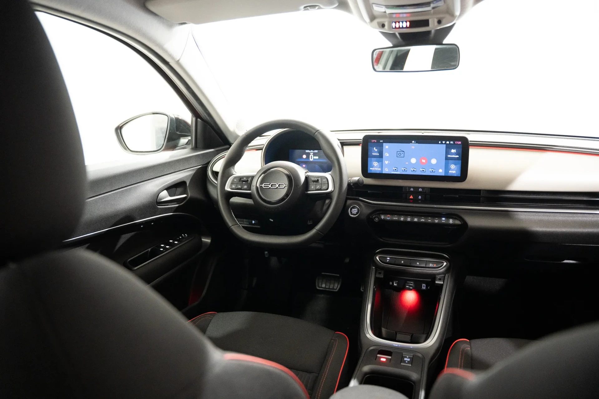Fiat 600e 54 kWh (RED) 6