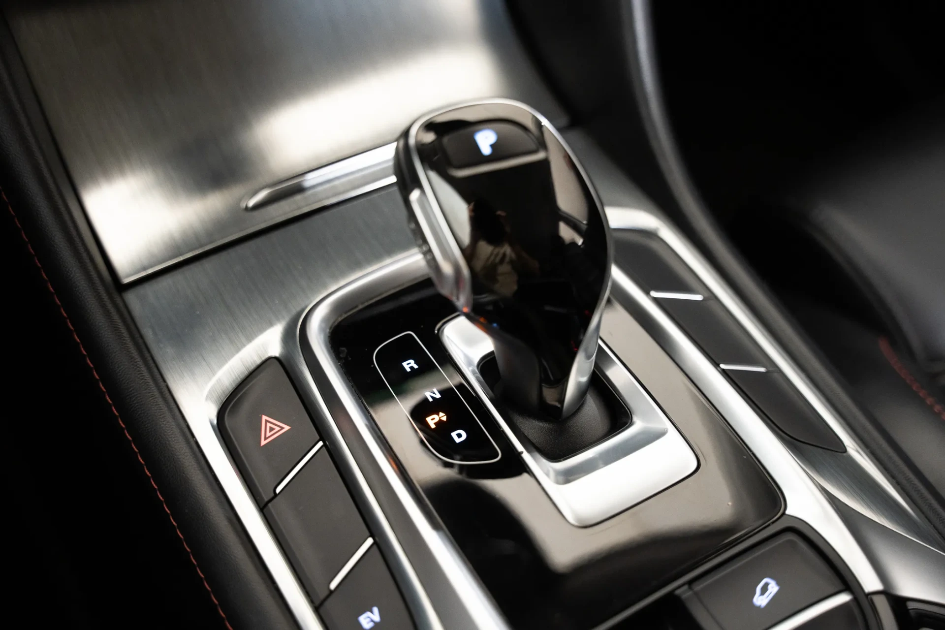MG EHS 1.5 T-GDI Plug-in Hybrid Luxury 17