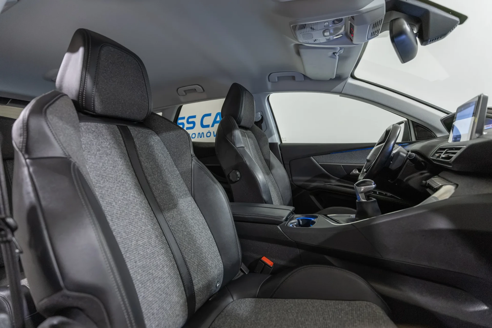 Peugeot 3008 1.2 PureTech Allure 21