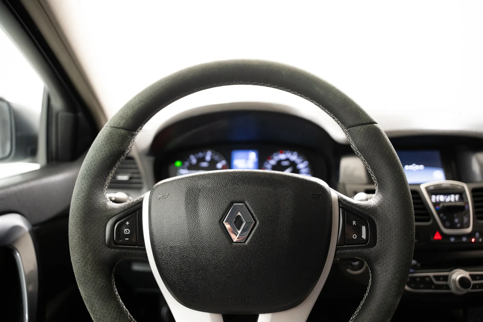 Renault Laguna 1.5 dCi Dynamique S 11