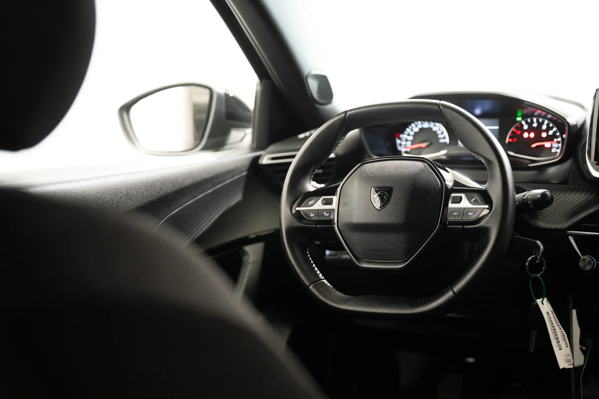 Peugeot 2008 1.2 PureTech Style 9