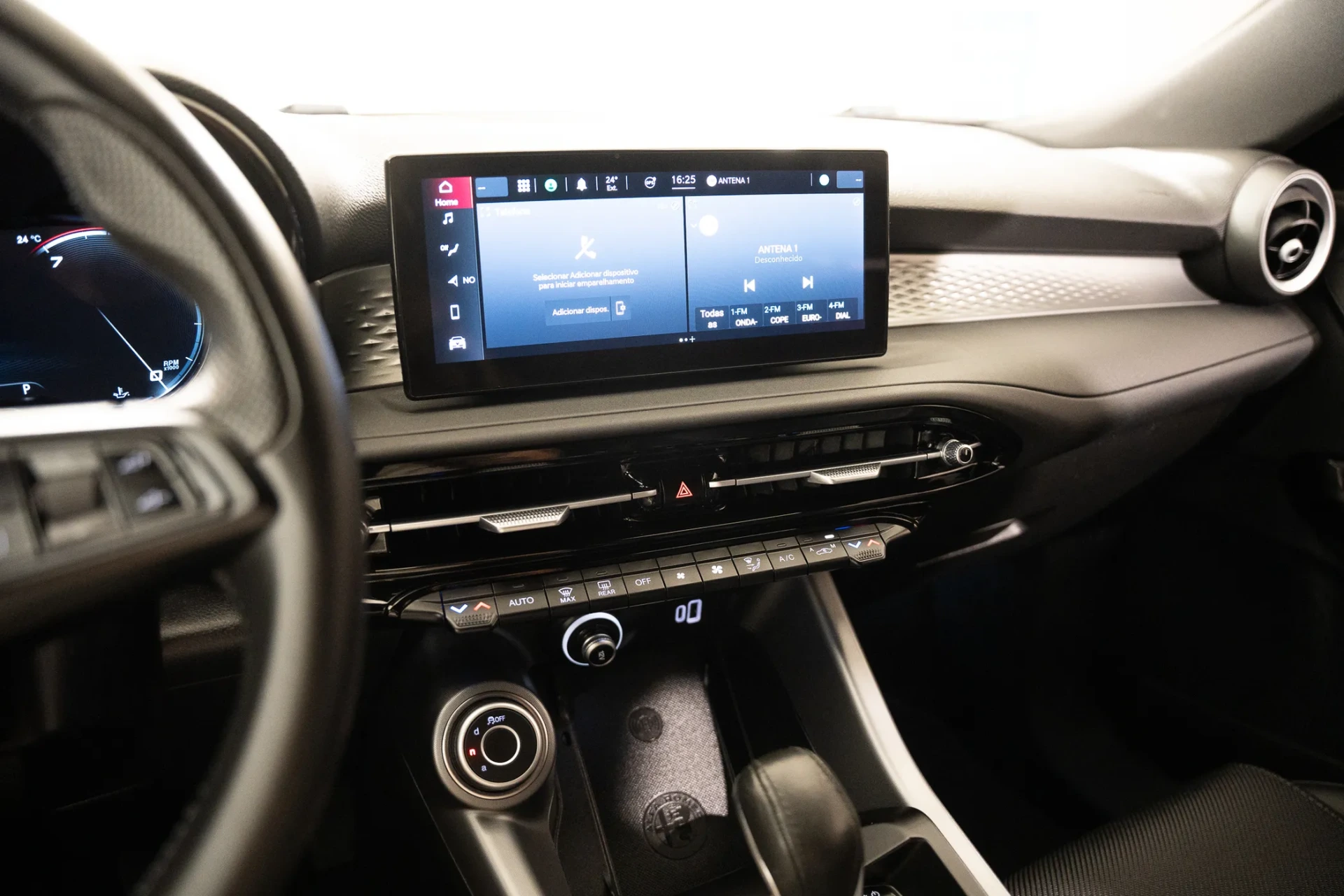 Alfa Romeo Tonale 1.5 Hybrid Sprint 11