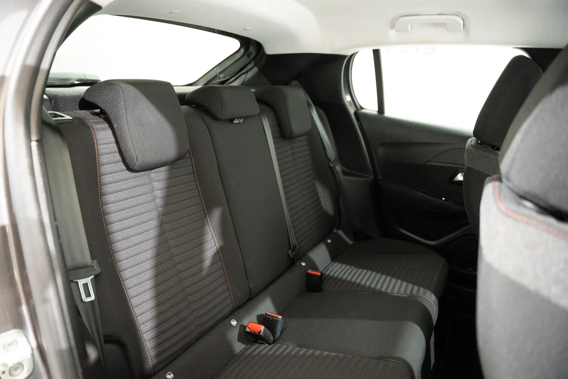 Peugeot 208 1.2 PureTech Active 22