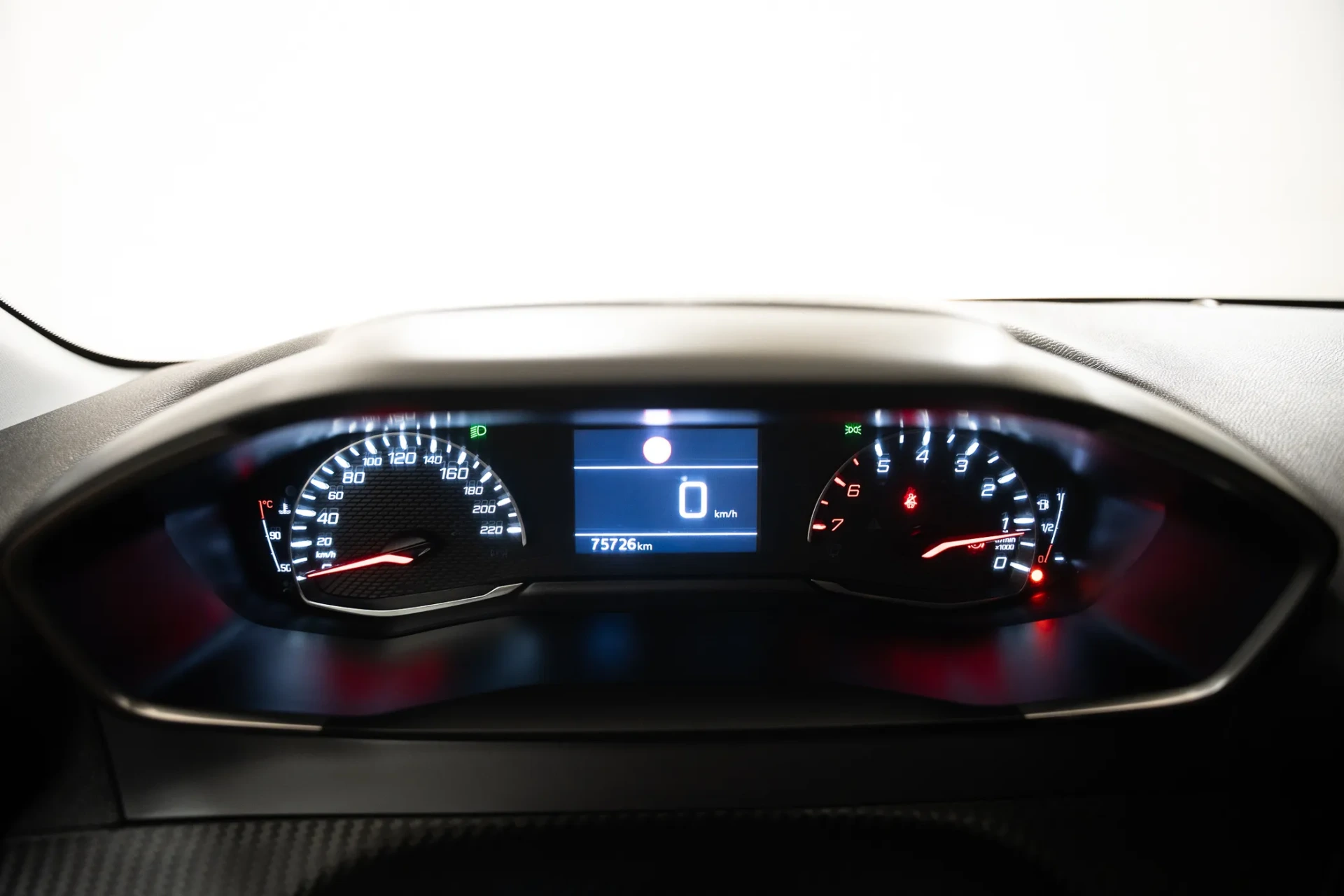 Peugeot 208 1.2 PureTech Active 23