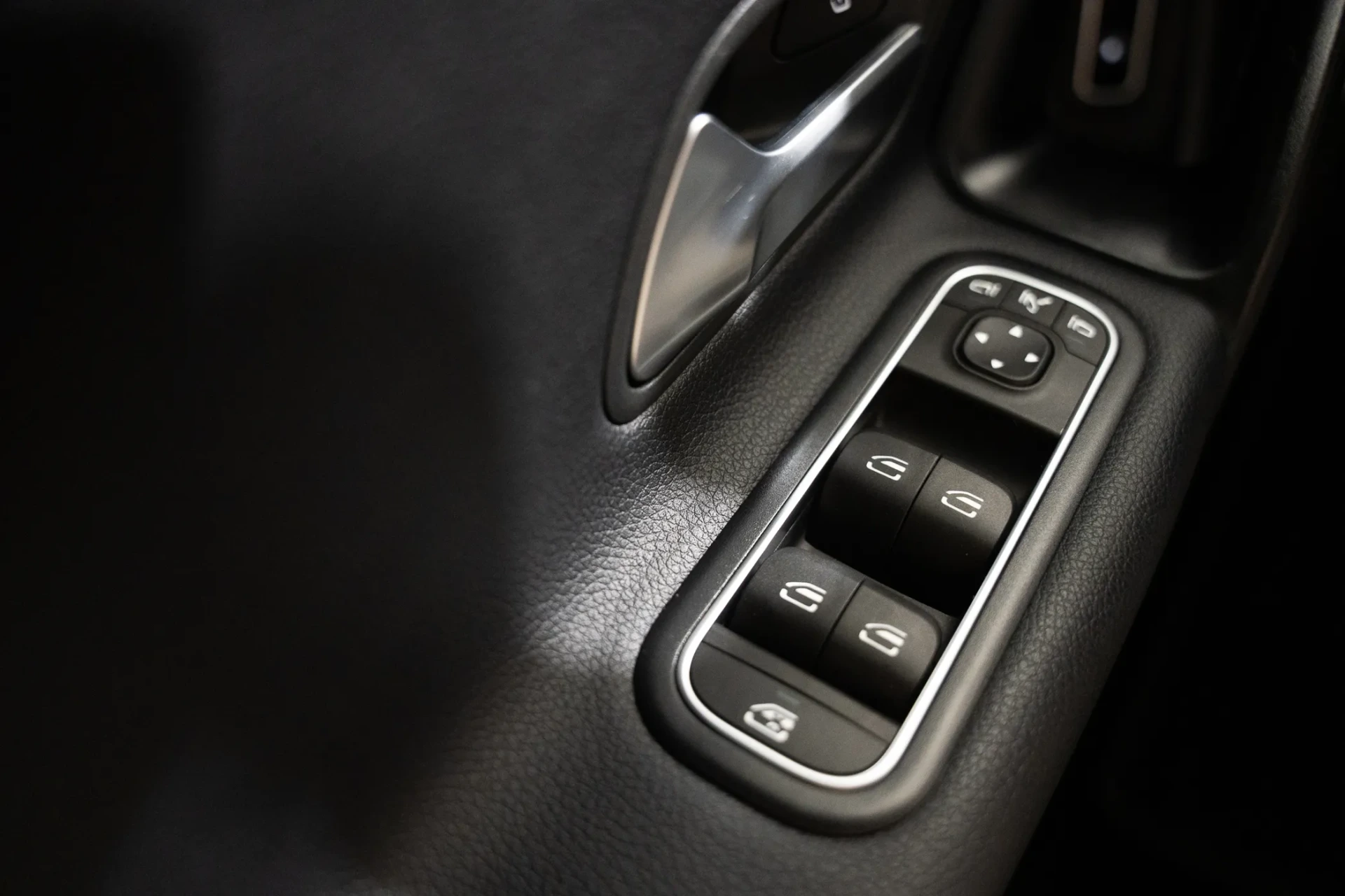 Mercedes-Benz A 250 Limousine e Progressive 22
