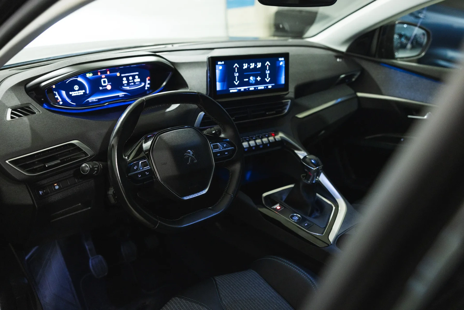 Peugeot 5008 1.2 PureTech Allure Pack 8