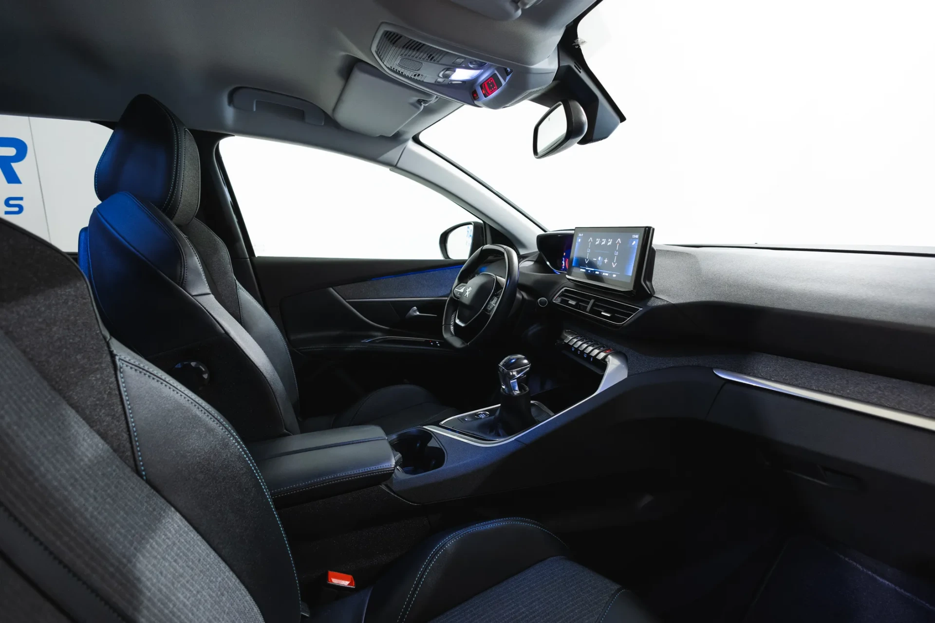 Peugeot 5008 1.2 PureTech Allure Pack 21