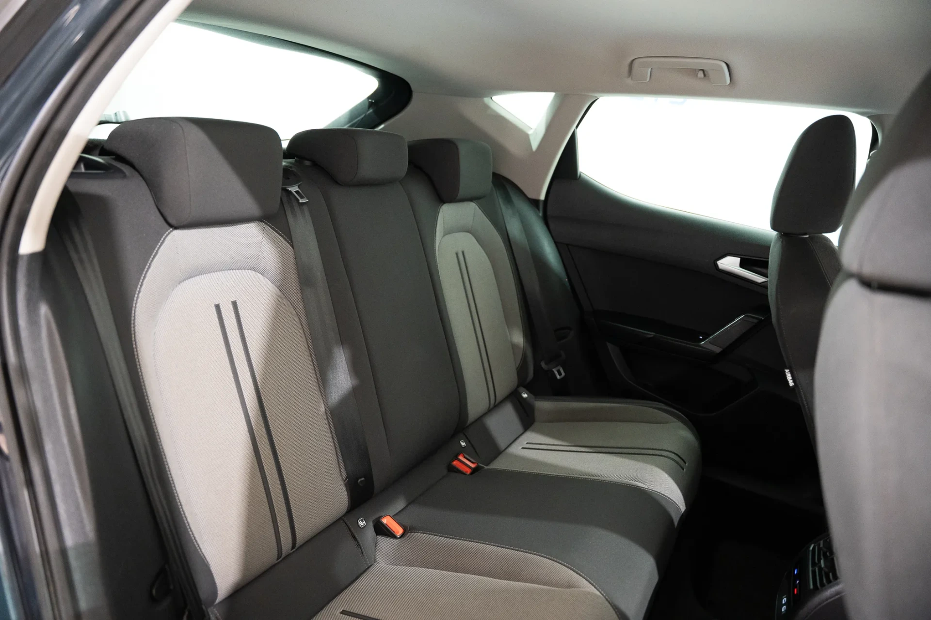 SEAT Leon 1.0 ETSI Style DSG 26