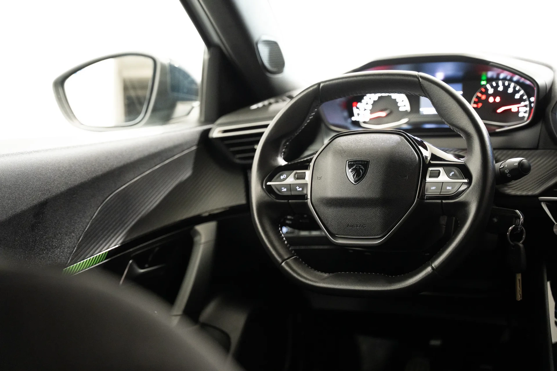 Peugeot 2008 1.2 PureTech Active 19