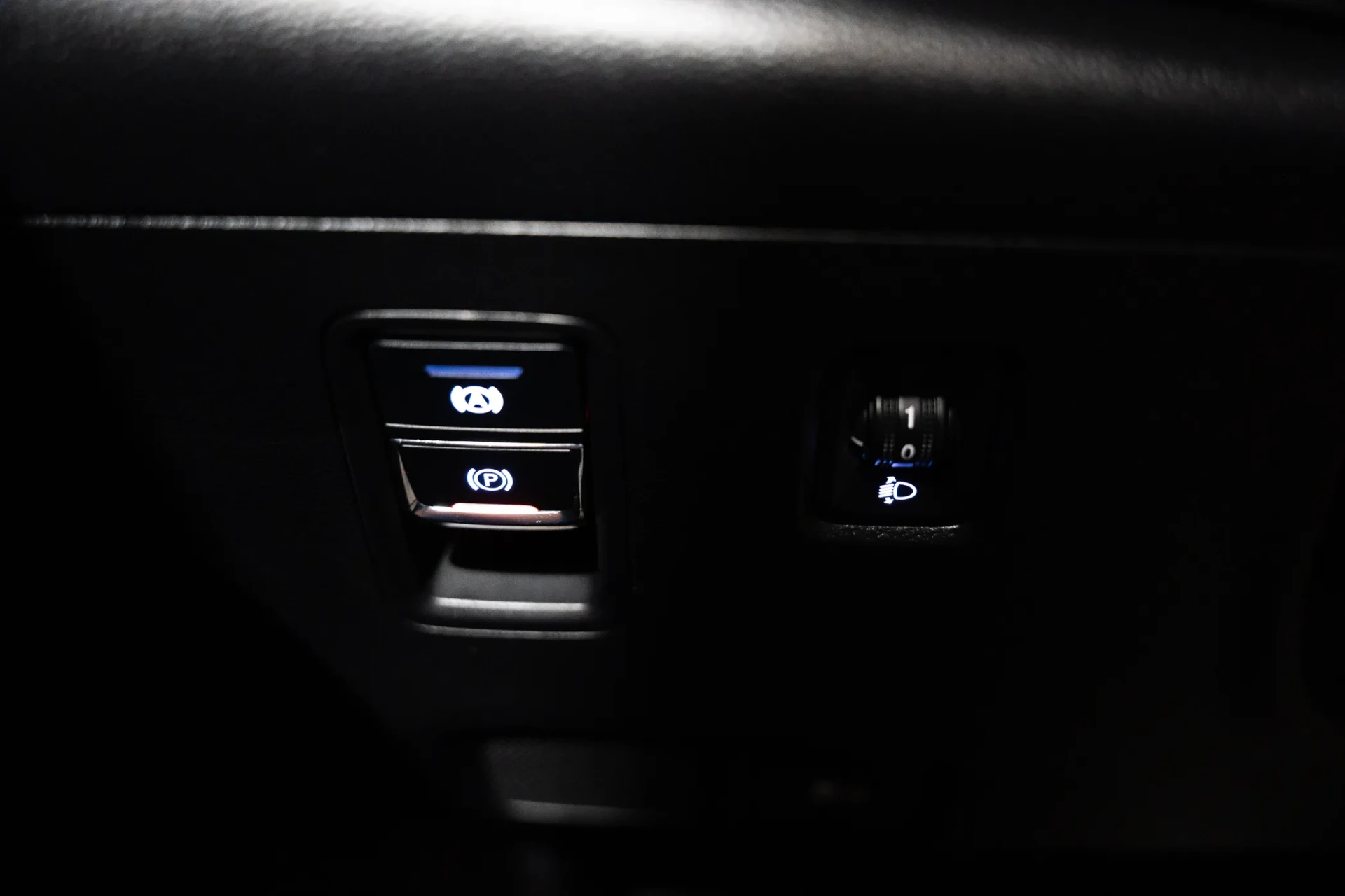 MG Marvel R 70 kWh Luxury 12