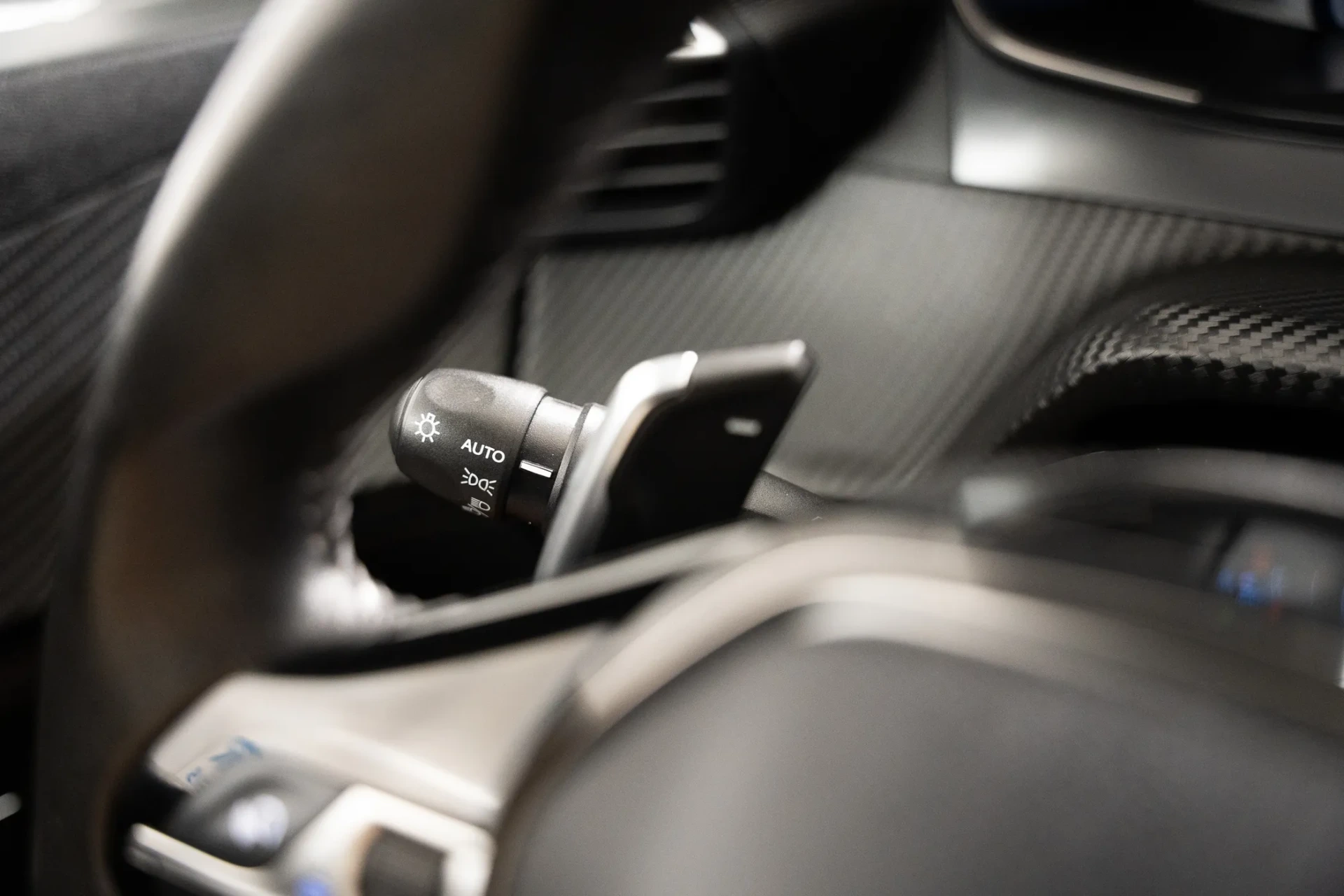 Peugeot 2008 1.2 PureTech Allure EAT8 22