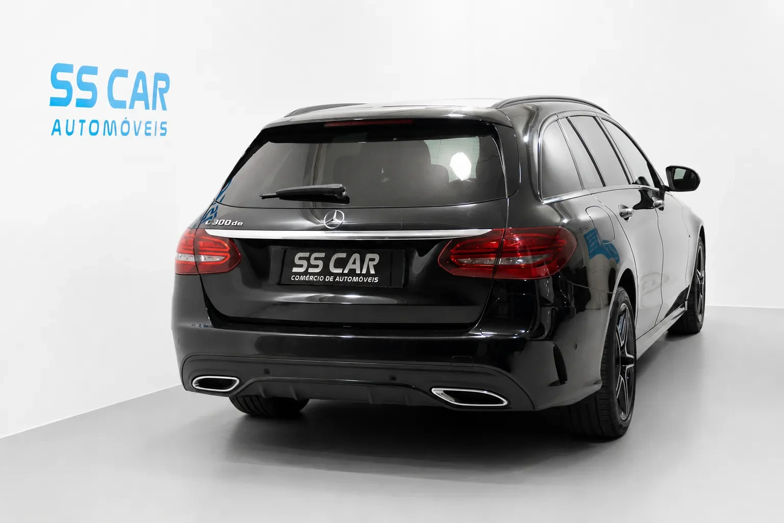 Mercedes-Benz C 300 de AMG Line 5