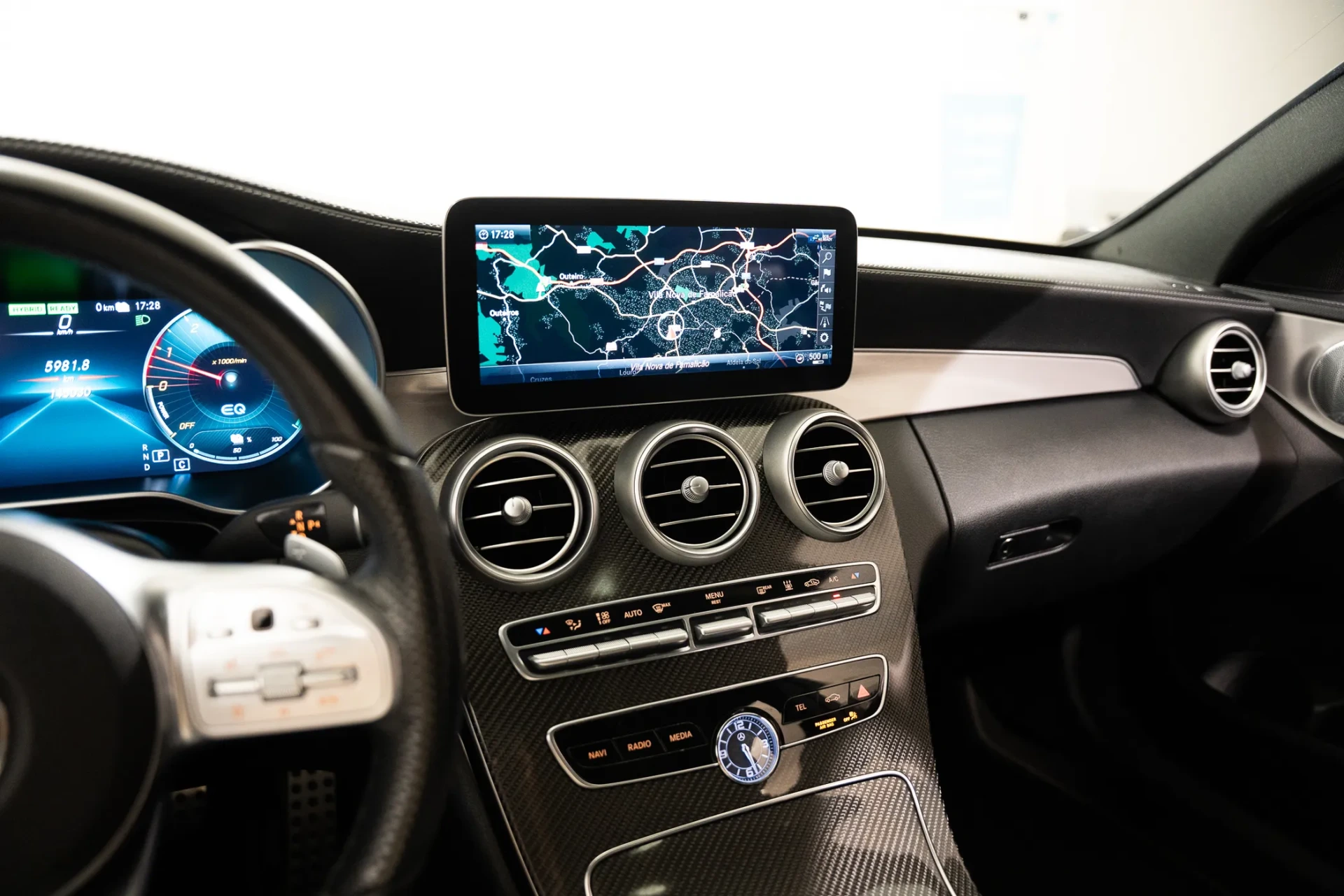 Mercedes-Benz C 300 de AMG Line 11