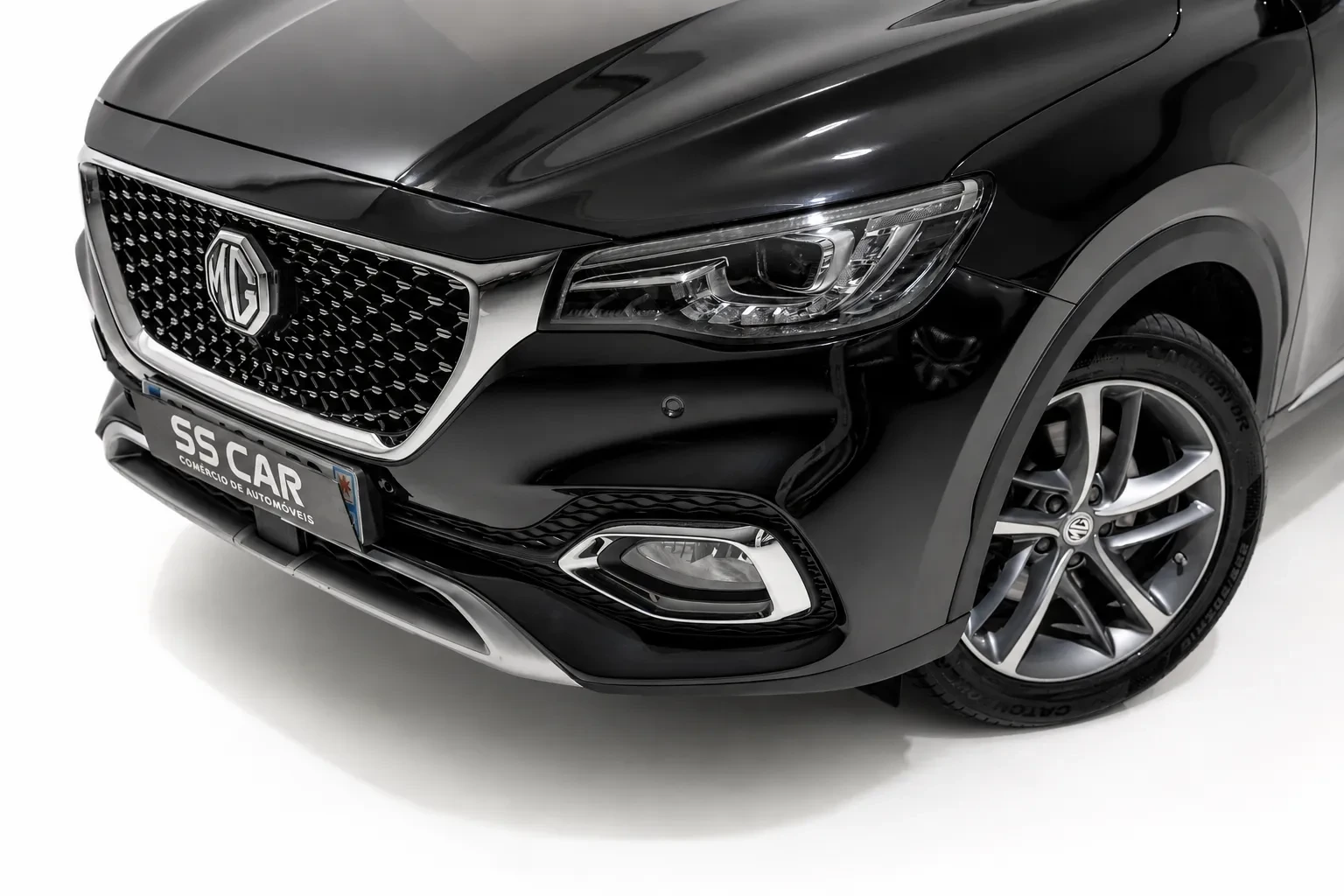MG HS 1.5 T Luxury AT 2