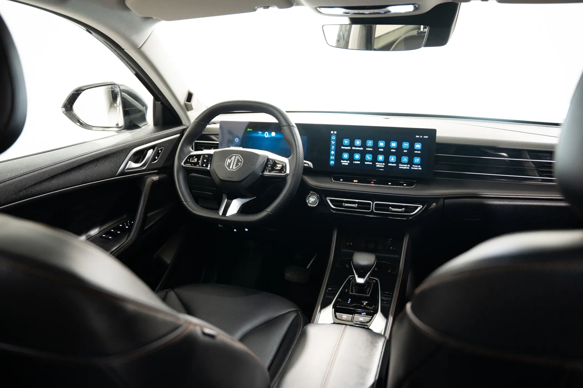 MG HS 1.5 Plug-in Hybrid Luxury 9