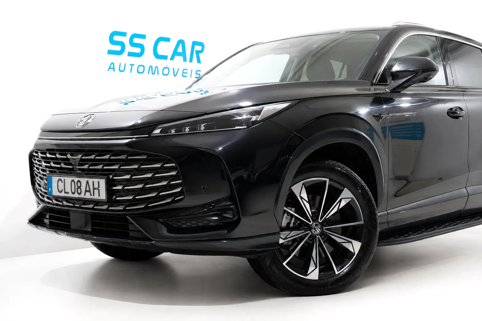 MG HS 1.5 Plug-in Hybrid Luxury 2