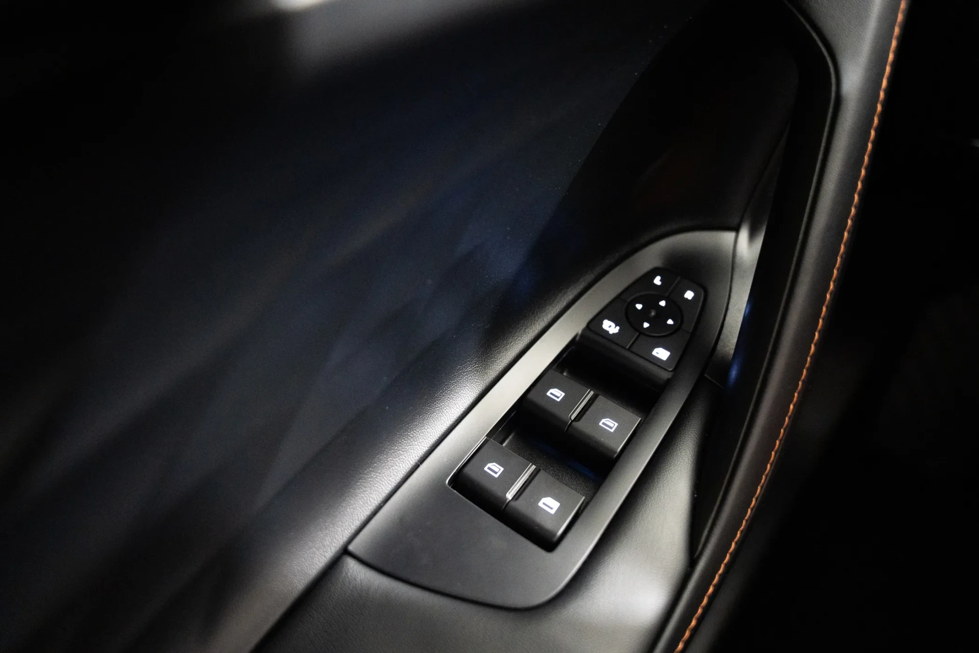MG HS 1.5 Plug-in Hybrid Luxury 27