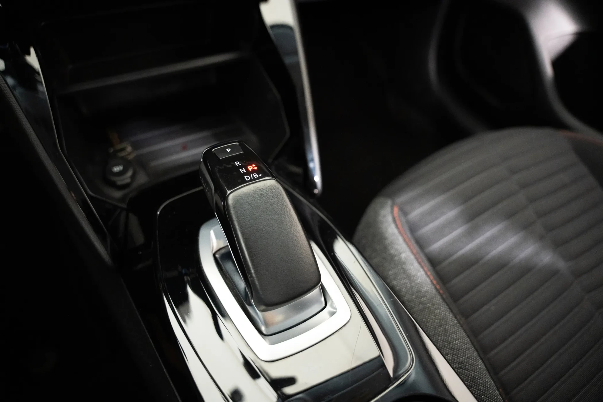 Peugeot e-208 50 kWh Active 22