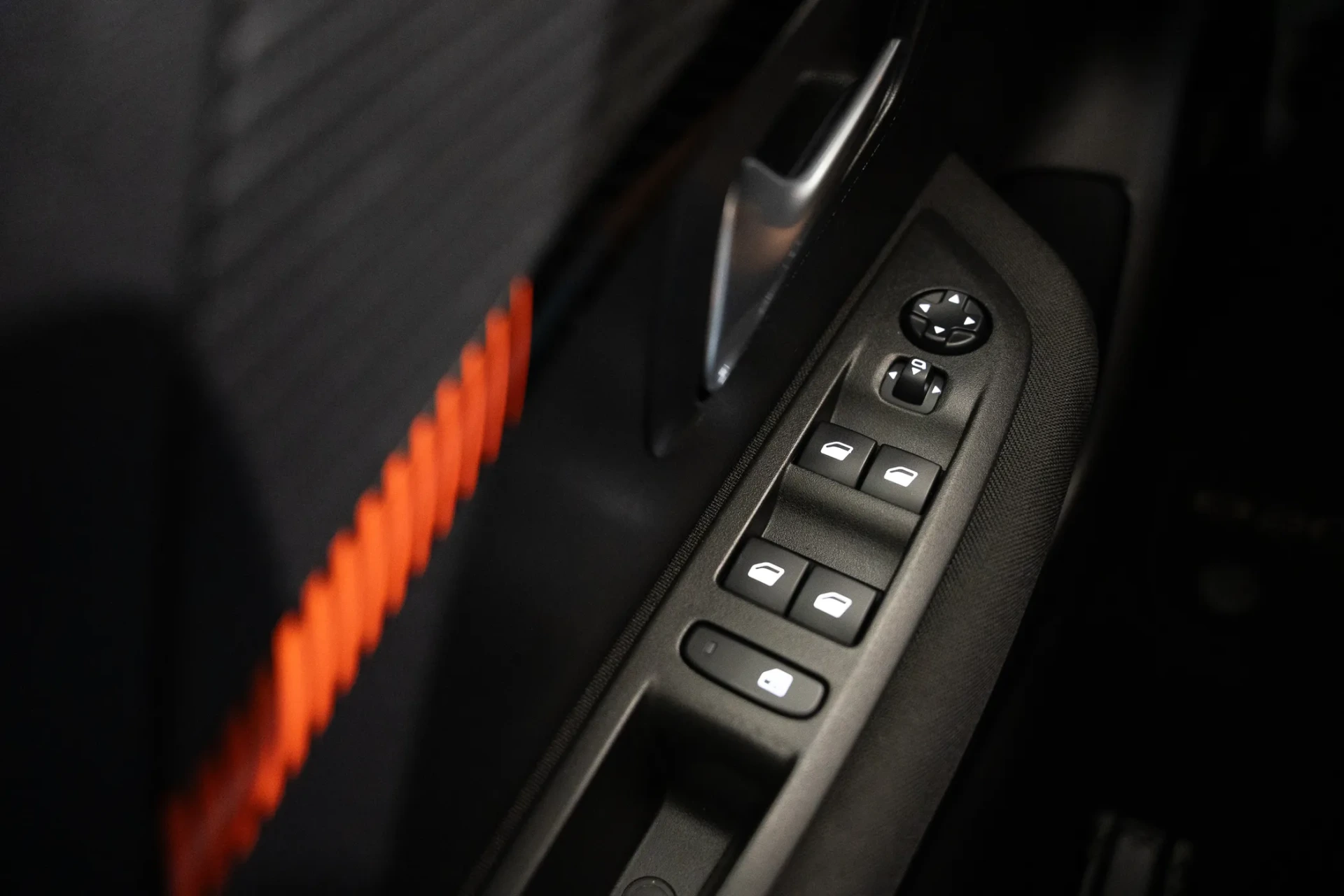 Peugeot e-208 50 kWh Active 24