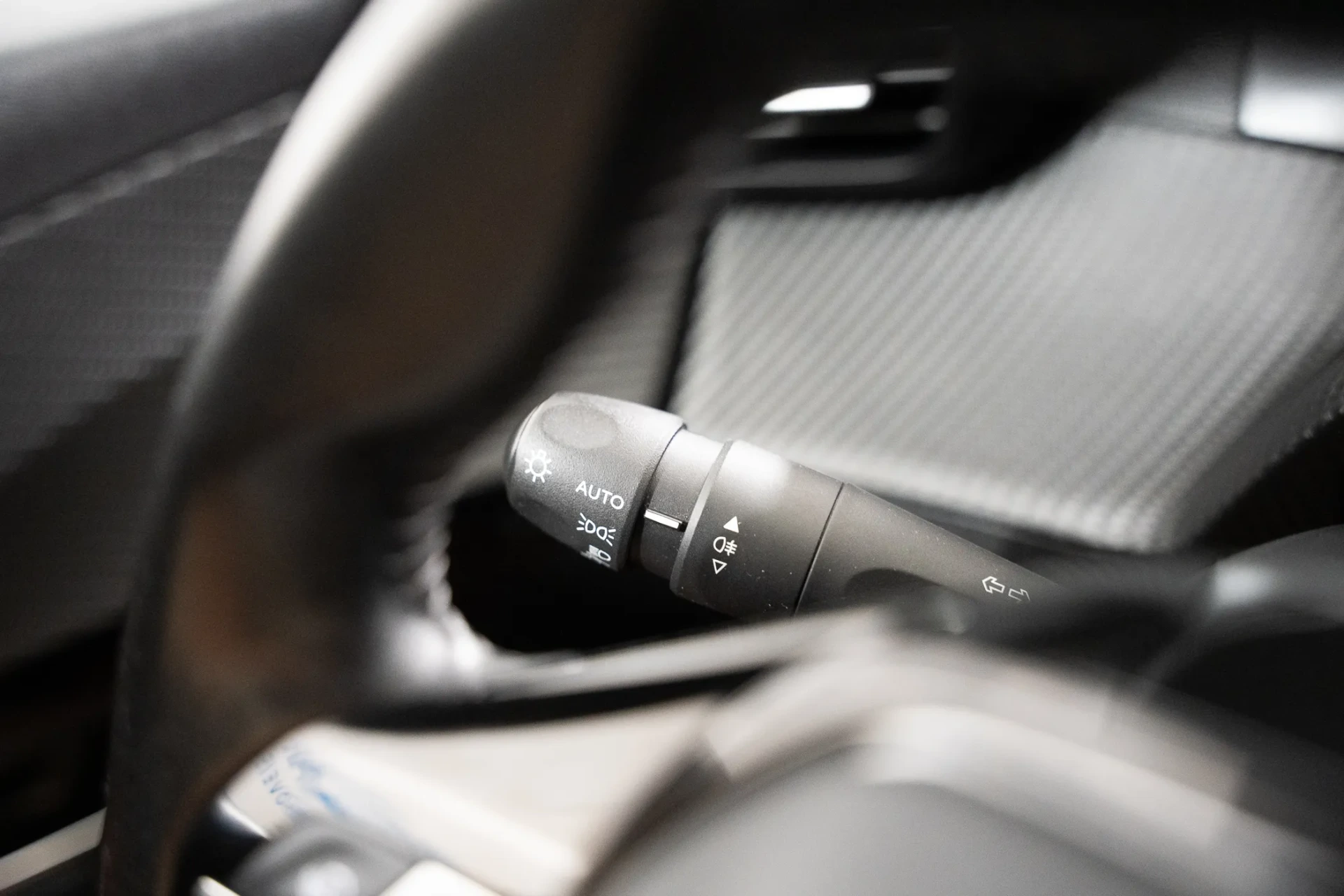 Peugeot 208 1.2 PureTech Active 19