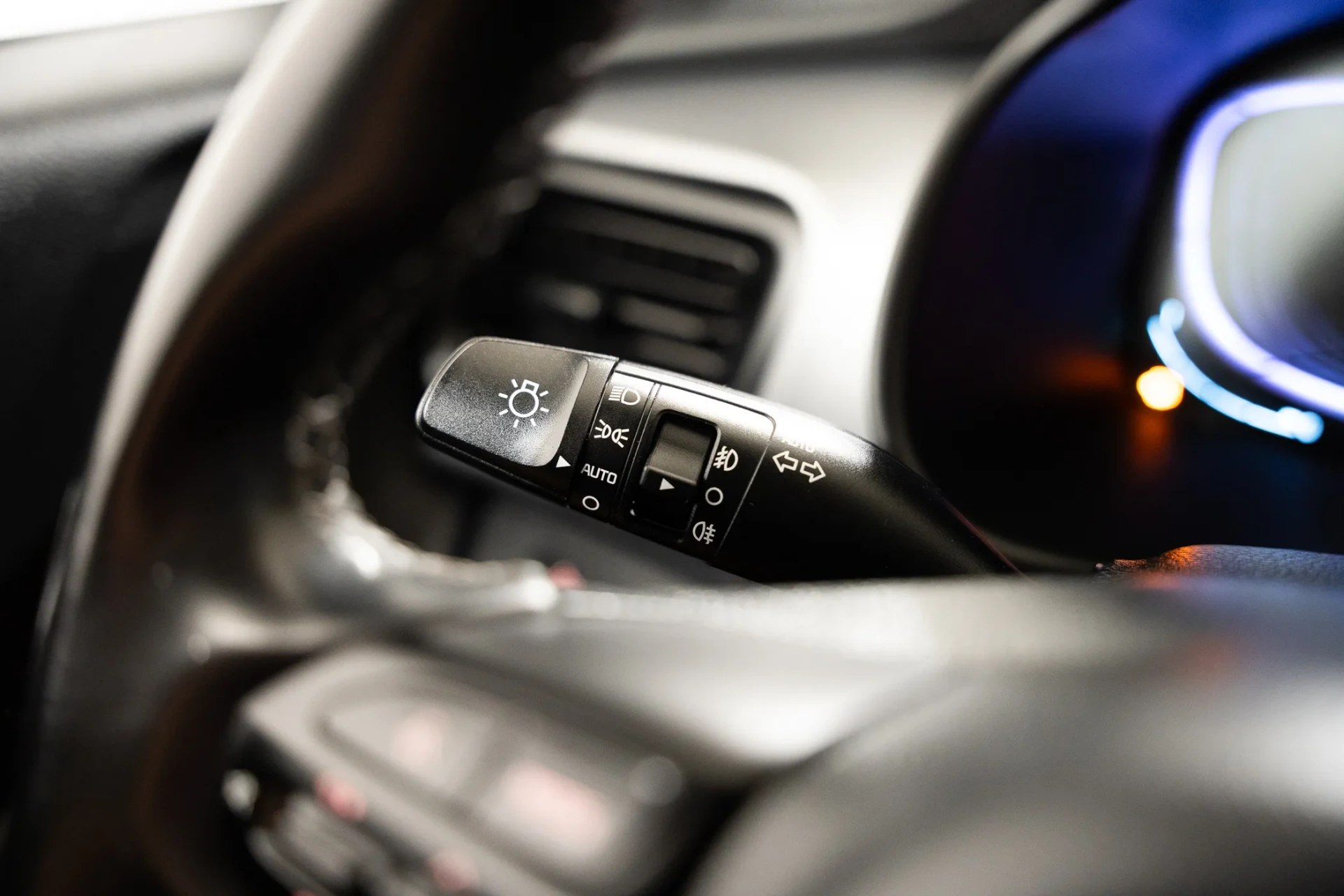 Kia Stonic 1.2 MPi Dynamic 10
