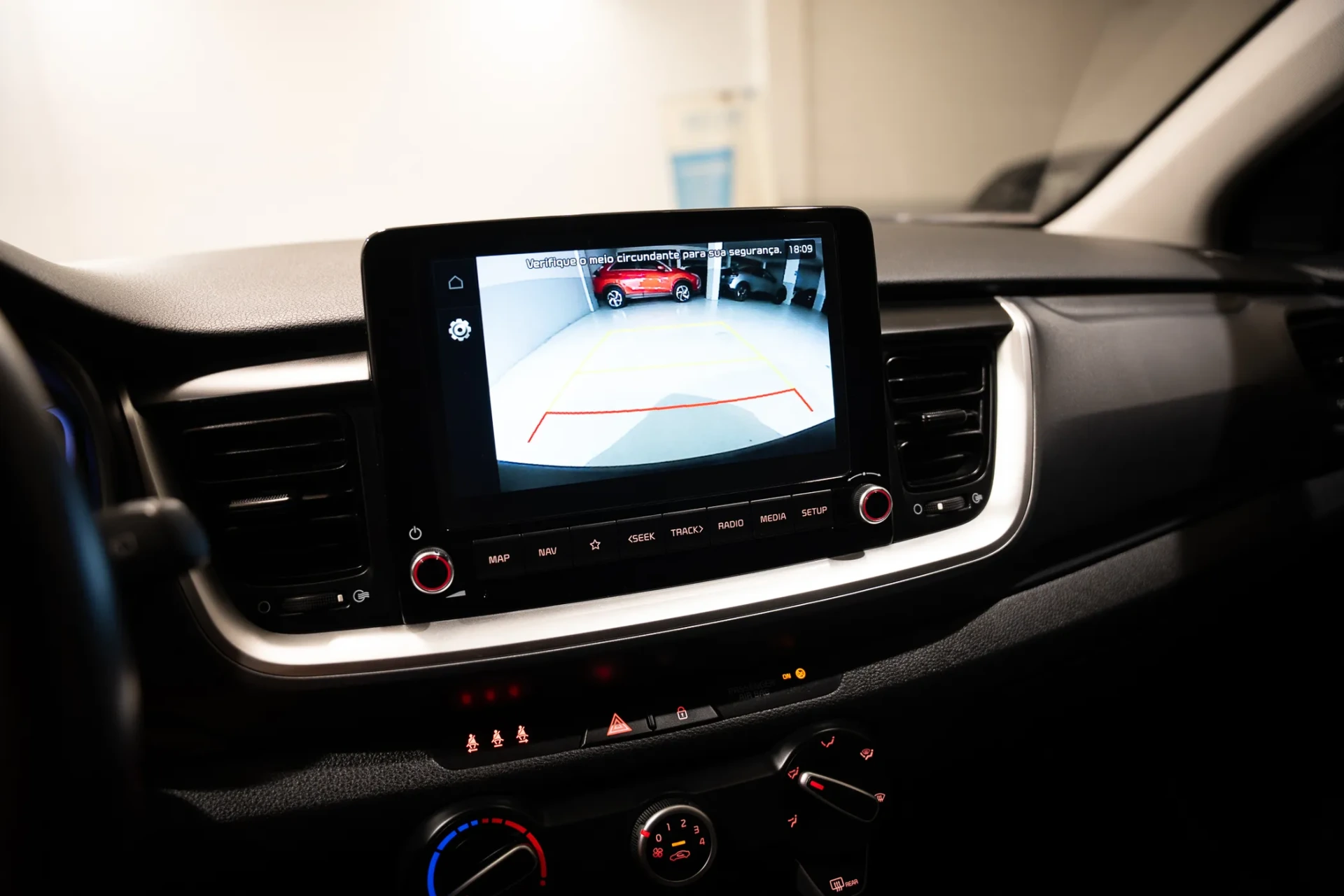 Kia Stonic 1.2 MPi Dynamic 17