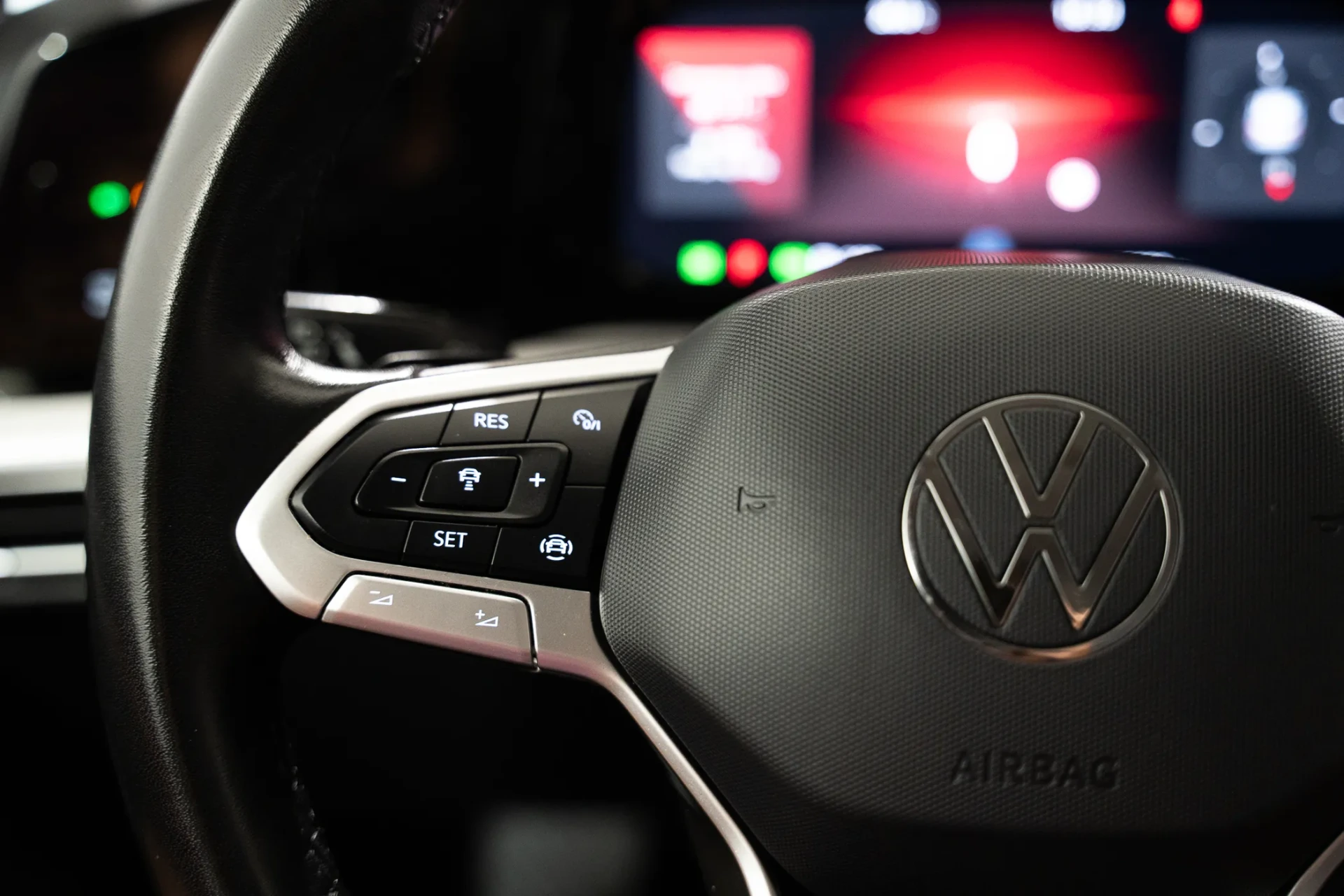 Volkswagen Golf Variant 1.0 eTSI Life DSG 13