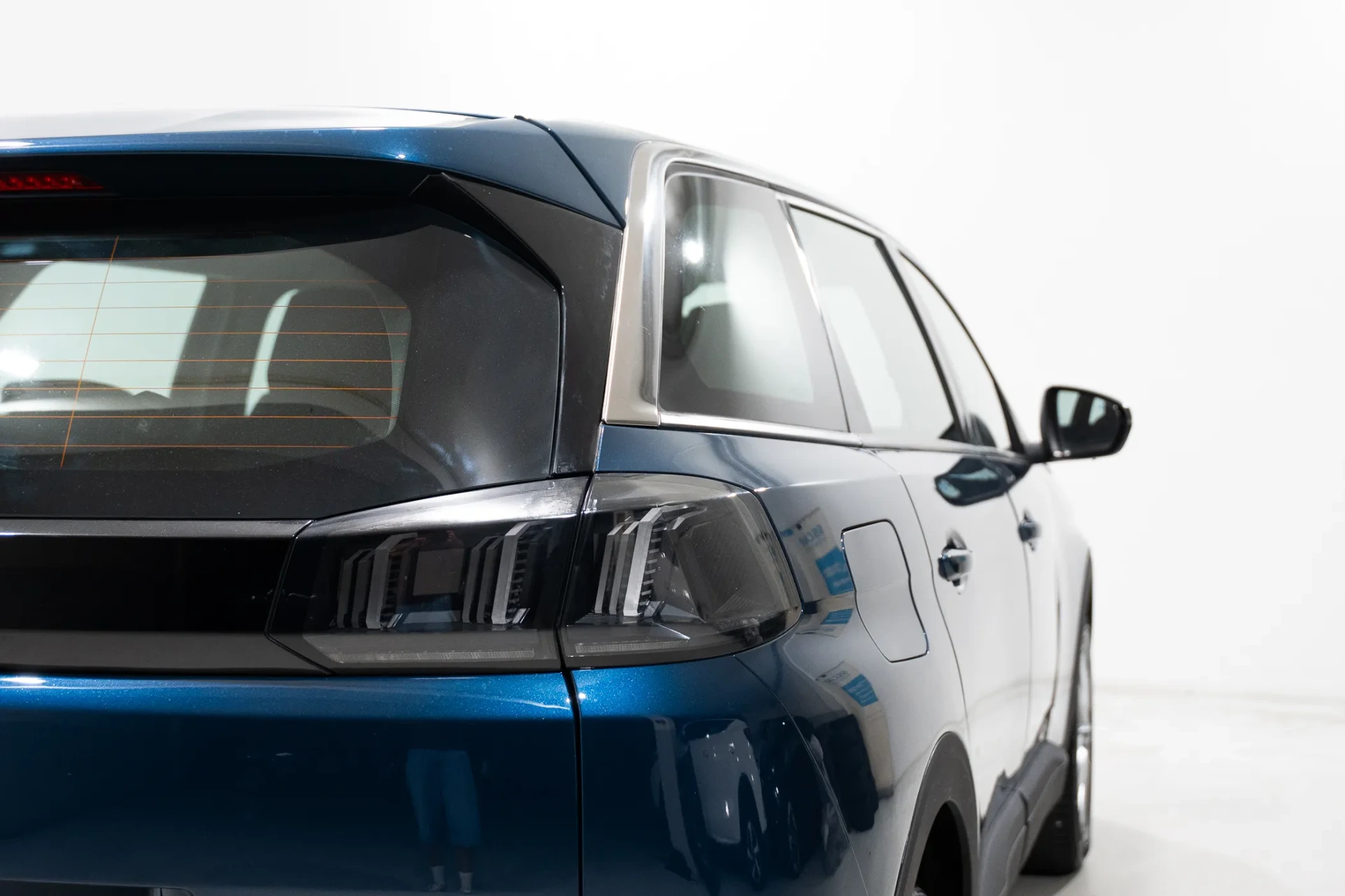 Peugeot 5008 1.2 PureTech Allure EAT8 7